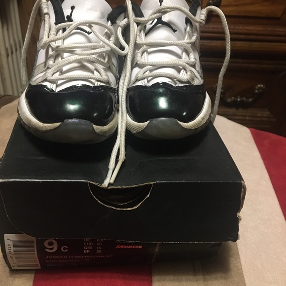 Jordans - Picture 3 of 7